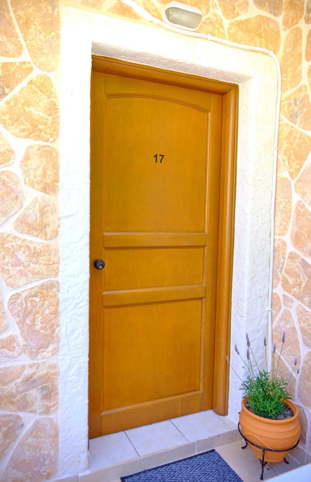 Houmis Apts & Studios Agios Georgios Pagon Dış mekan fotoğraf